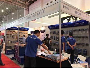 助力改裝,藍點亮相武漢國際汽車后市場博覽會